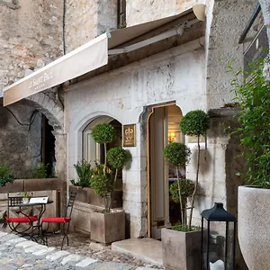 https://le-saint-paul.fr-provencehotel.com